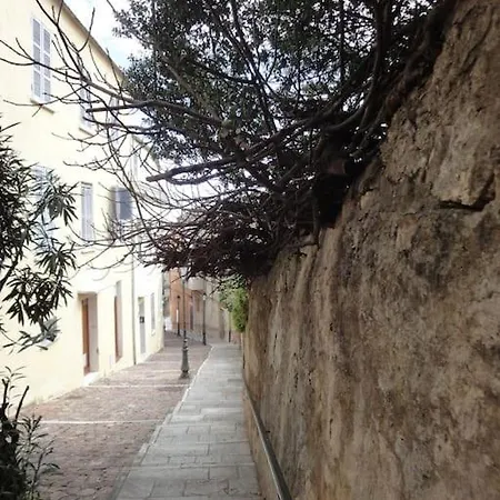 Grand Avec Terrasse Appartement *
